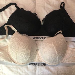 2 Victoria’s Secret T-shirt Lace Perfect Shape Bra